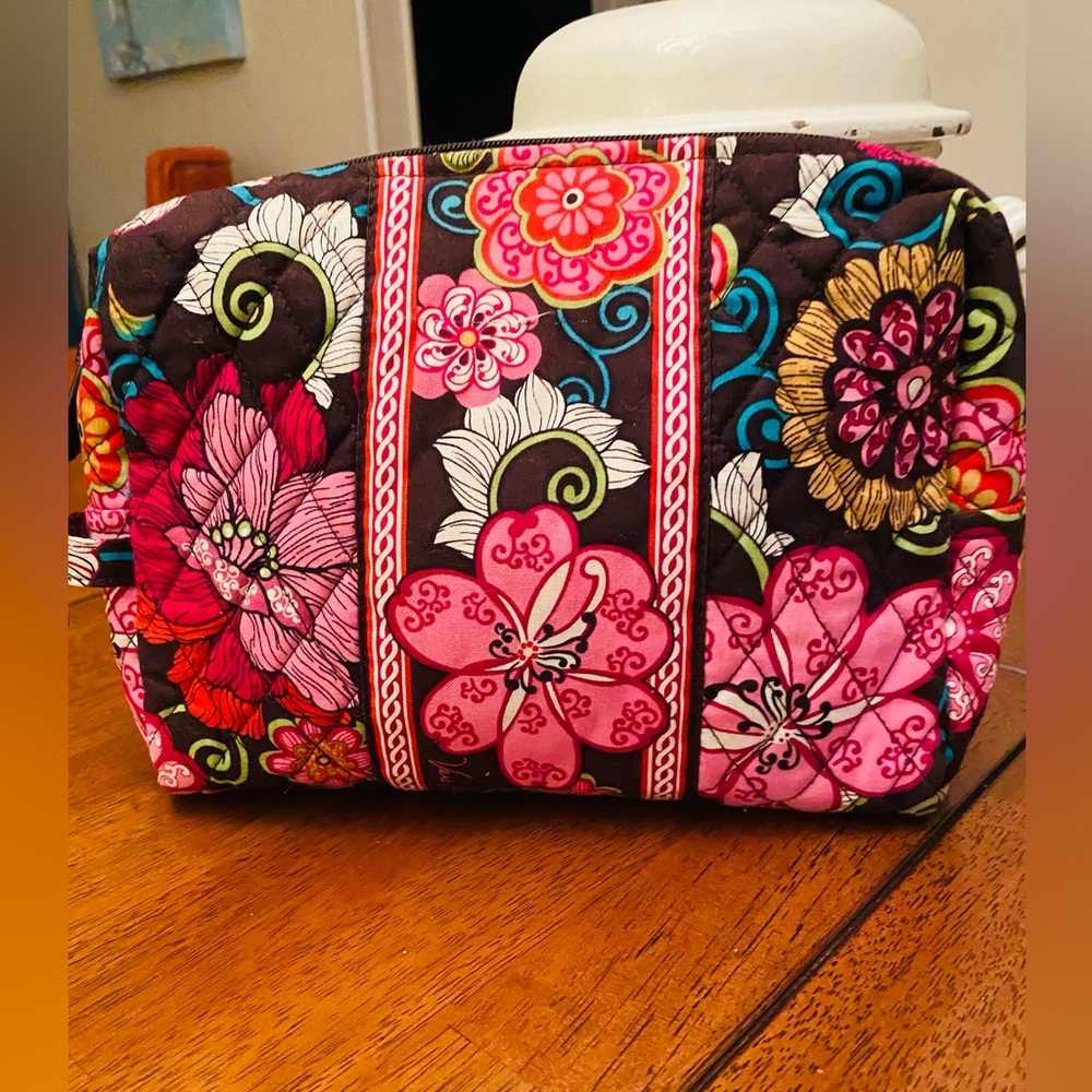 Vera Bradley Makeup Bag | NWOT